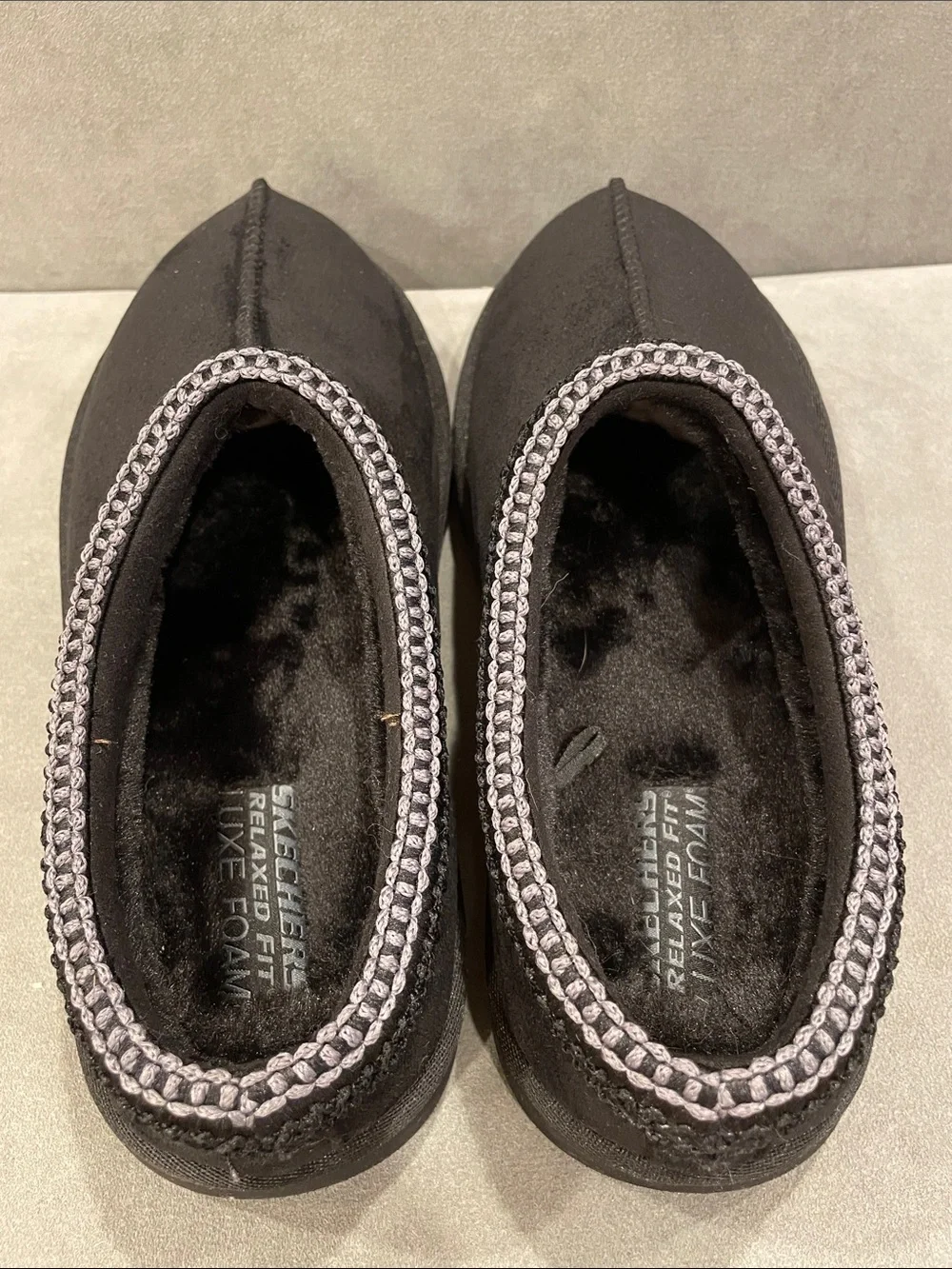 Skechers Black Faux-Suede Mule Slippers Renten Ulrich Mens 9 - Women’s 10.5